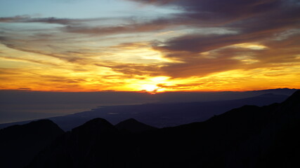 伯耆大山からの朝焼け