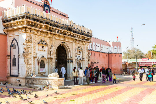 Karni Mata Temple, Deshnok, Rajasthan, India, Asia
