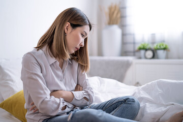 Obraz premium Asian women with stress, She kept herself alone in her bedroom, Depression.