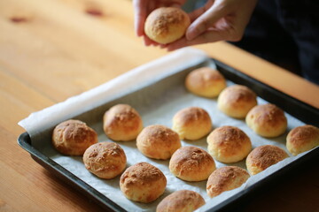 cooking the bun in fresh