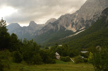 Fototapeta na wymiar Stunning mountain landscape in the Valbona Valley in Albania