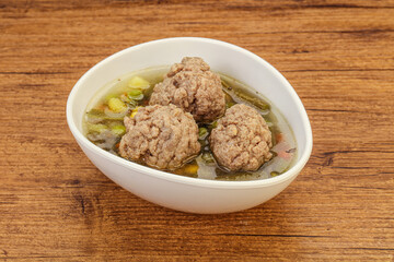 Soup with vegetables and meat balls
