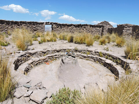Ceremonial center at the top of the Apu Llamocca in Huaynacotas, Cotahuasi canyon, Arequipa