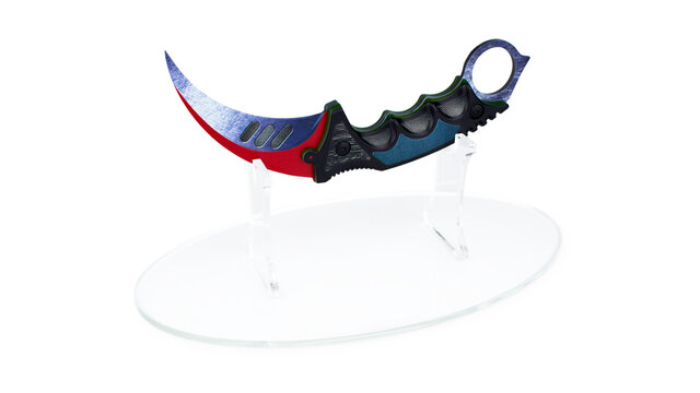Souvenir steel Karambit Autotronic from CS:GO on a stand &mdash; Сувенирный стальной Керамбит Автотроника из КС:ГО на подставке