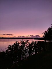 Paisagem ao nascer do sol 