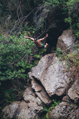 Salto de fe naturaleza cascada ruta natural verde de los alcornocales limpio