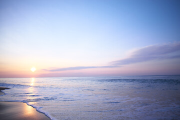 波　 太平洋　渥美半島　 朝焼け　愛知県田原市　日本　  © image360