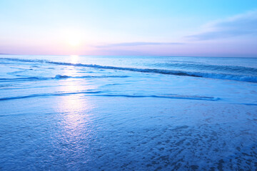 波　 太平洋　渥美半島　 朝焼け　愛知県田原市　日本　 