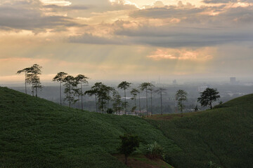 Fototapeta na wymiar sunrise at Lematang Hill