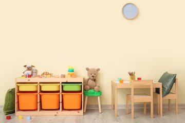 Fotobehang Kinderopvang Interieur van moderne speelkamer in de kleuterschool