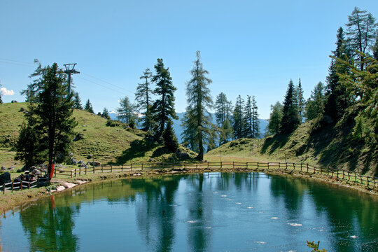 Pond on the Rofan in Tyrol, Austria © Elmar Kriegner
