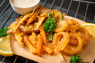 fried mixed vegetable (onions, carrot, baby corn, pumpkin) or tempura
