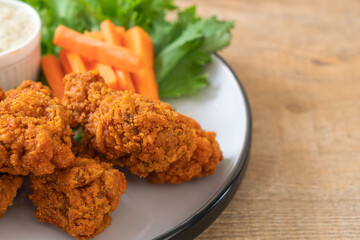 fried spicy chicken wings