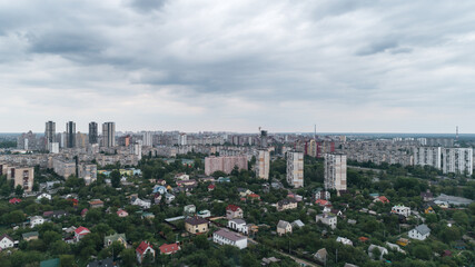 Obraz premium Kiev. Ukraine. Panorama of the city on the left bank of the Dnieper. New bridge