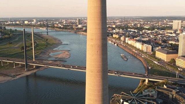 Rheinturm Duesseldorf drone flight 23,976fps 1920x1080px