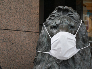 マスクのライオン