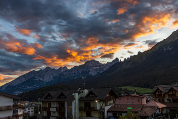 tramonto sulle dolomiti