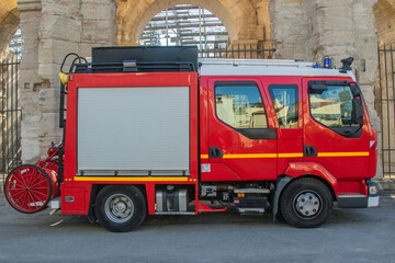 Camion de pompiers.