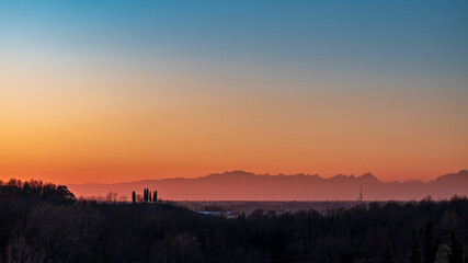 Fototapeta premium Winter sunset in the vineyards of Collio Friulano