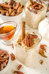 Maple cinnamon overnight oatmeal