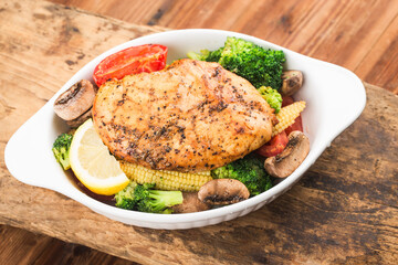 Grilled chicken breast with vegetables