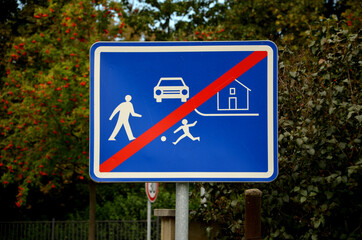 vertical metal repair signs commanded direction of travel, one way, no entry, pedestrian zone,...