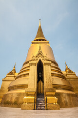 Phra Si Rattana Chedi, Golden Stupa, Wat Phra Kaew, Bangkok, Thailand