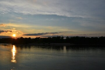 Fototapeta premium Beautiful sunset over the Vistula River, Kazimierz Dolny, Poland. 