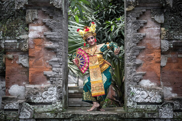 balinese dancer