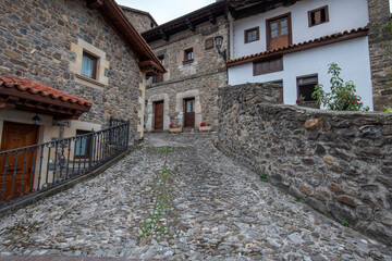 Fototapeta na wymiar Streets of the town of Potes and Santillana del Mar, in Cantabria, Spain.