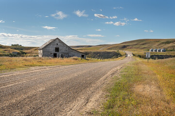 Abandoned barn on a country road at Sharples, Alberta, Canada © jkgabbert