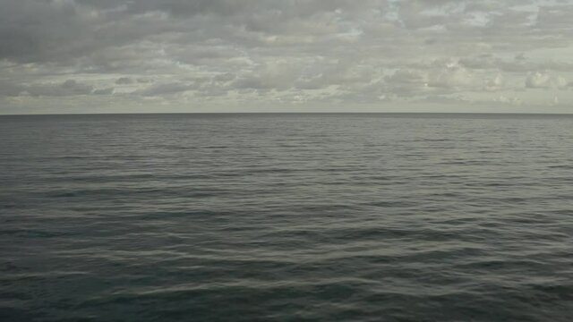 Avancer sur la mer