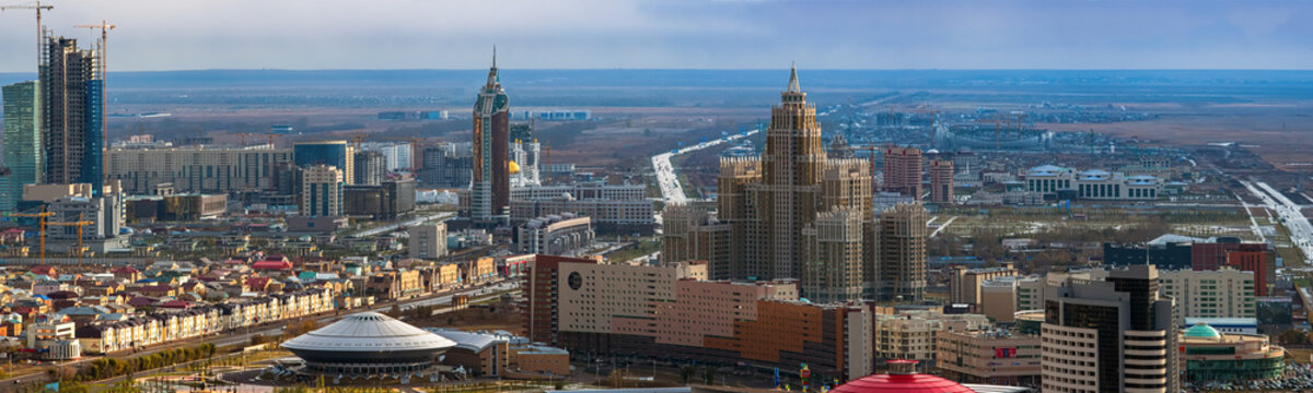 Allphotokz Astana Triumph 20081012 0652 1DM3 PS