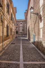 Callejón de Santa María, Alcalá de Henares. Narrow street located in the historic center of the city.