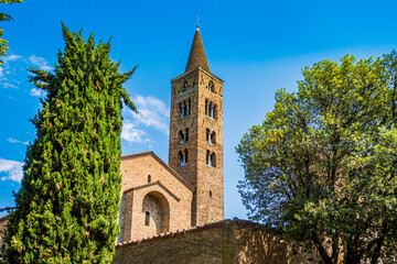 Fototapeta na wymiar Ravenna, IT: Old Town, the central of Ravenna. It is known for its well-preserved Roman and Byzantine architecture, eight buildings comprising UNESCO World Heritage Site