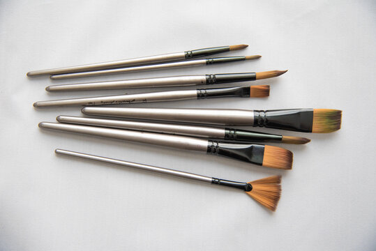 set of paint brushes