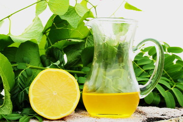 glass of lemonade with mint