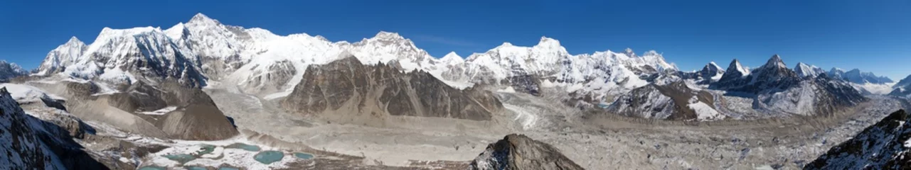 Papier Peint photo autocollant Cho Oyu Mont Cho Oyu et camp de base de Cho Oyu, mont Everest