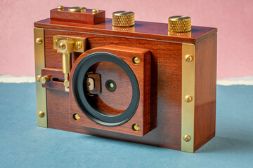 medium format film pinhole camera with filter mount and shutter mechanism, alternative photography...