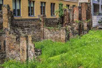 Ancient remains of old Roman city walls in London. Defensive London Wall, built to protect the Roman settlement of Londinium in the second - third century. London, UK.