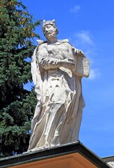 Kolegiata, Pomnik, Rzeźba, Postument, Uczelnia, Studia,  © woodyd
