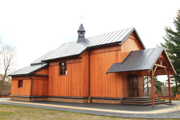 Mołodycz, Studnia, Kościół, Zabytek, Pomnik, Krzyż © woodyd