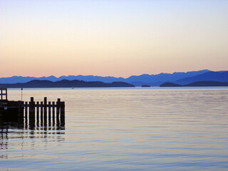 Beautiful shot of the view of Flathead Lake in Montana, USA, at dusk