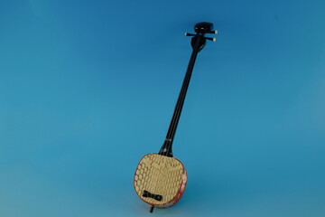 沖縄の楽器　三線イメージ