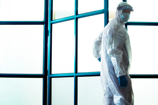 Doctor going for the treatment of patients	