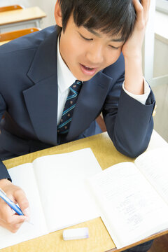 2 580 Best 男子高校生 Images Stock Photos Vectors Adobe Stock