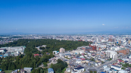 《青森県》弘前市の街並み　空撮