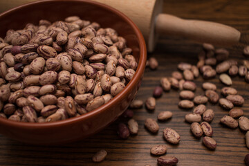 Bean paints ecological legume in bowl