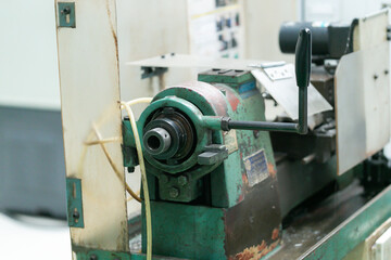 Machine part with pneumatic equipment and hydraulic system, electric part and a mechanical device for manufacturing in the industrial factory