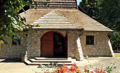 Sietesz, Markowa, Nowosielce, Parafia, Kościół, Zabudowa, Zabytek, Kościół, Skansen, Chata, Chłopska, Zagroda,  © woodyd